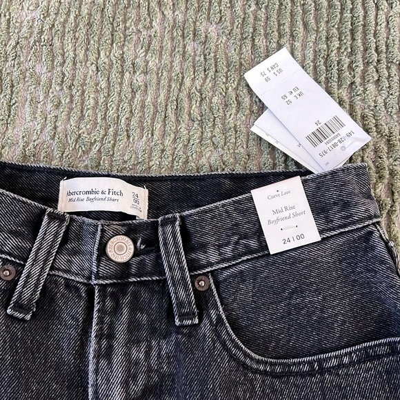 NWT Boyfriend Short Abercrombie and Fitch - Picture 3 of 8